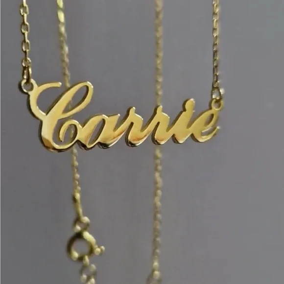 Gold Name Necklace - Carrie, Sex and the City - Picture 2 of 2